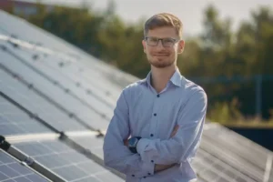 Mehr über den Artikel erfahren Repowering von Solaranlagen: Lebensdauer und Erneuerung von PV-Systemen